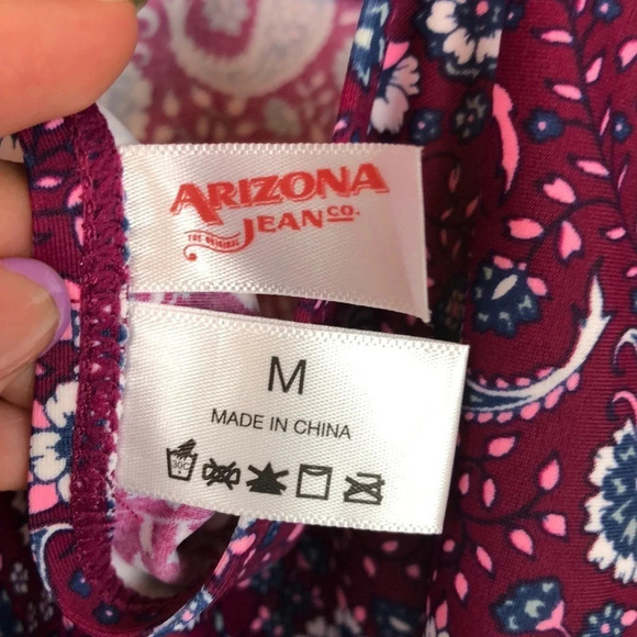 Arizona Jean Co NWT Multi Color Print Swimwear Top Size Meduim - Picture 3 of 6